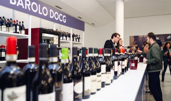 Ausstellungsversicherung Weinbranche